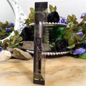 F42 Strobing Fan Brush - Sigma